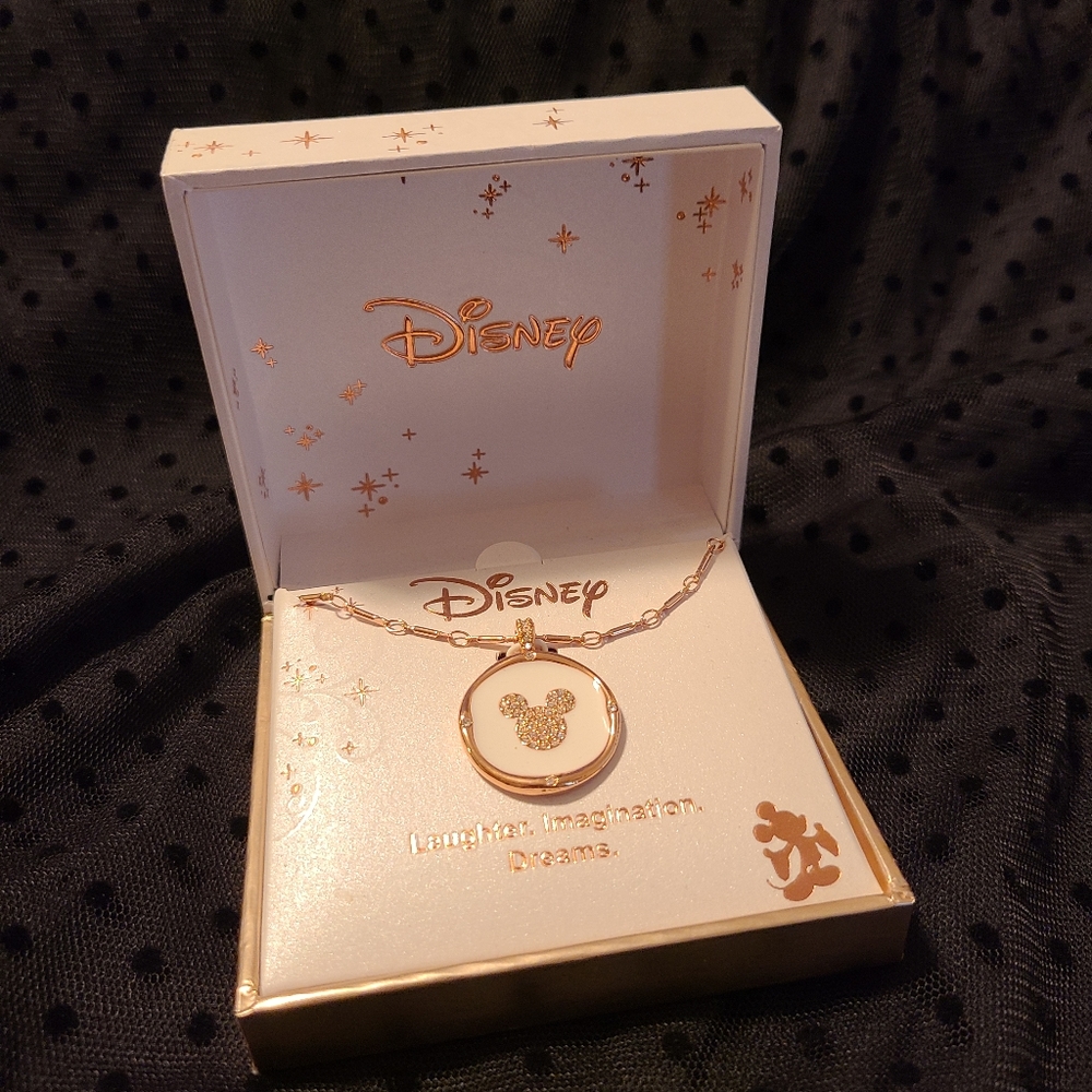 NEW Disney necklace - Picture 2 of 5